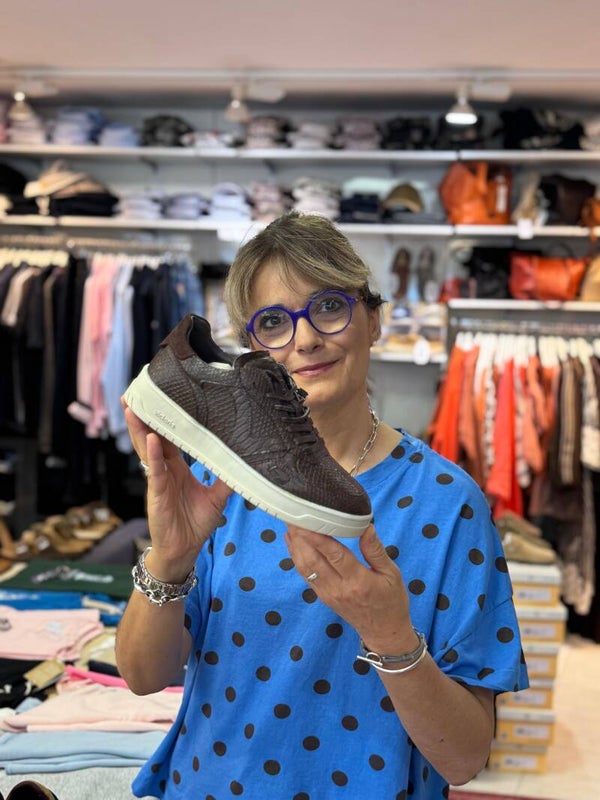 Baskets Victoria python cuir