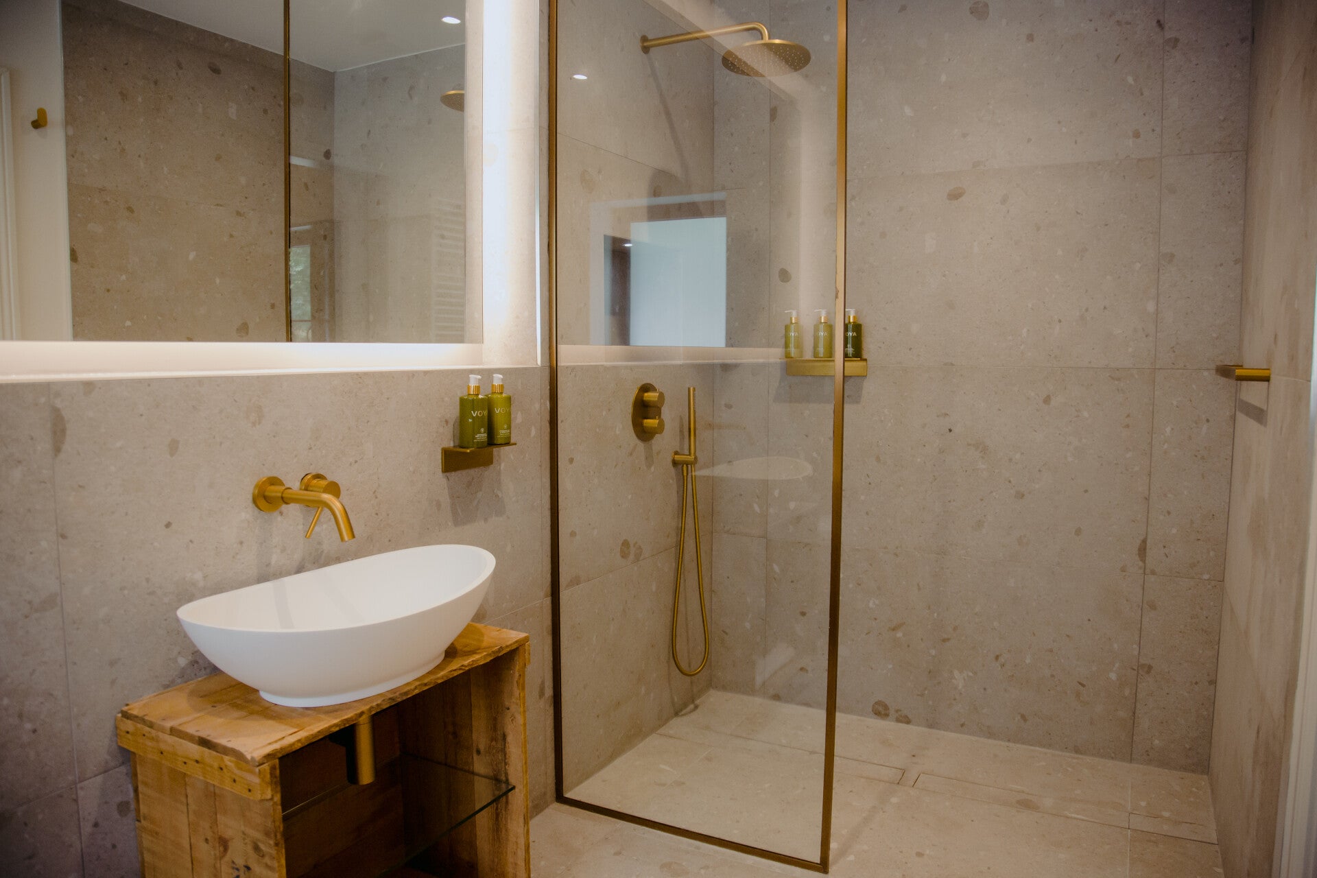 cottage-bathroom-standard.jpg
