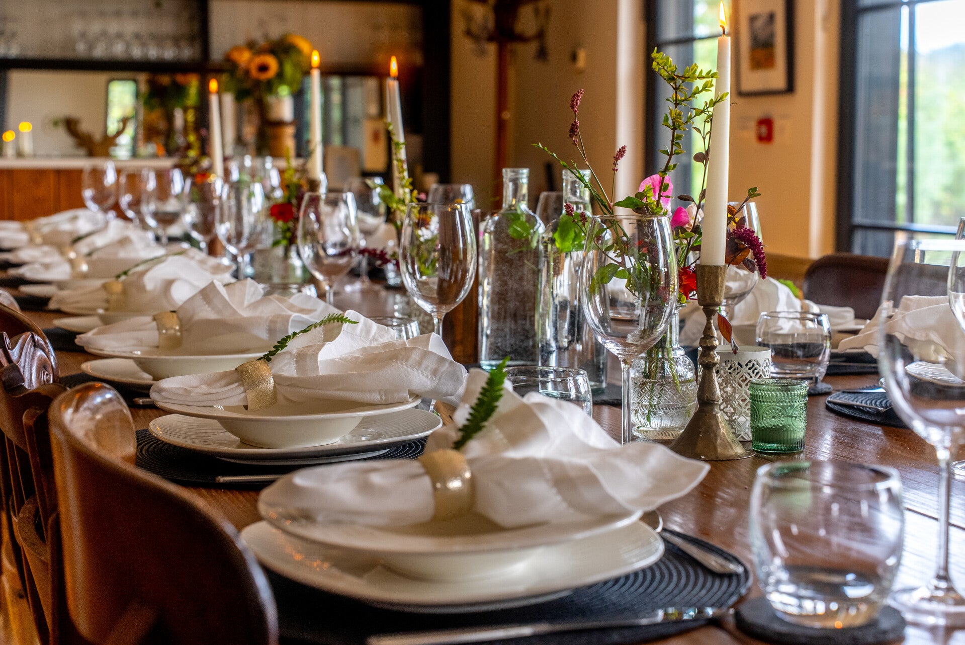 the-shed-dinner-standard-yxbybw.jpg
