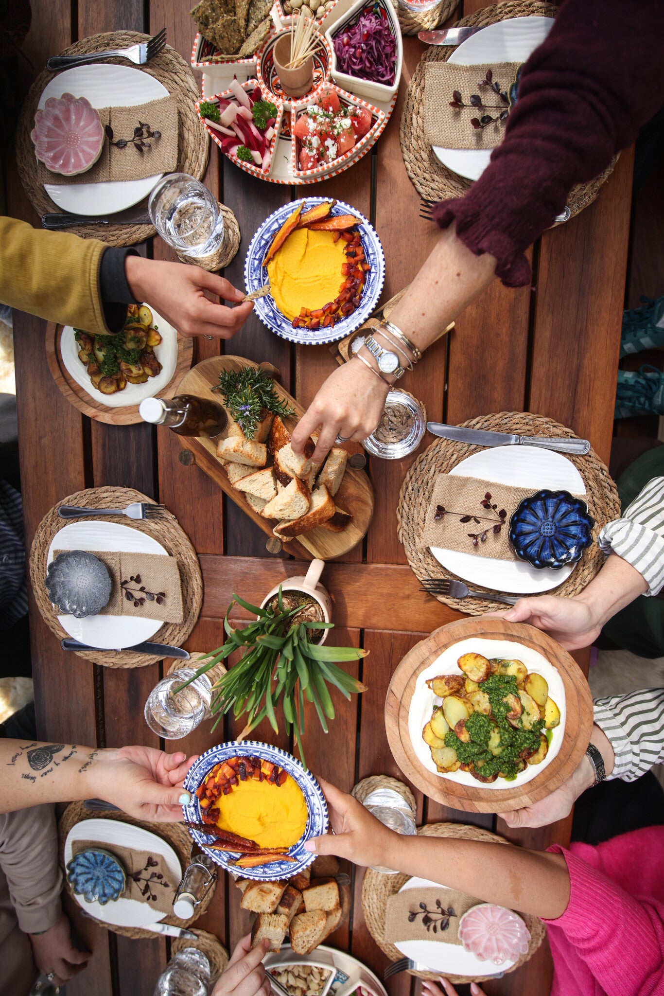 the-shed-family-style-meal-standard-arf0s9.jpg