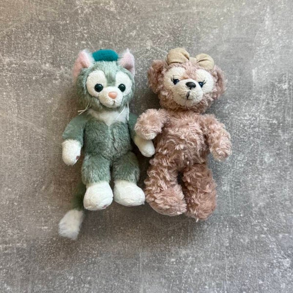 Tokyo DisneySea ShellieMay & Gelatoni Standard “Basic” Plush Badge Set | Japan Import