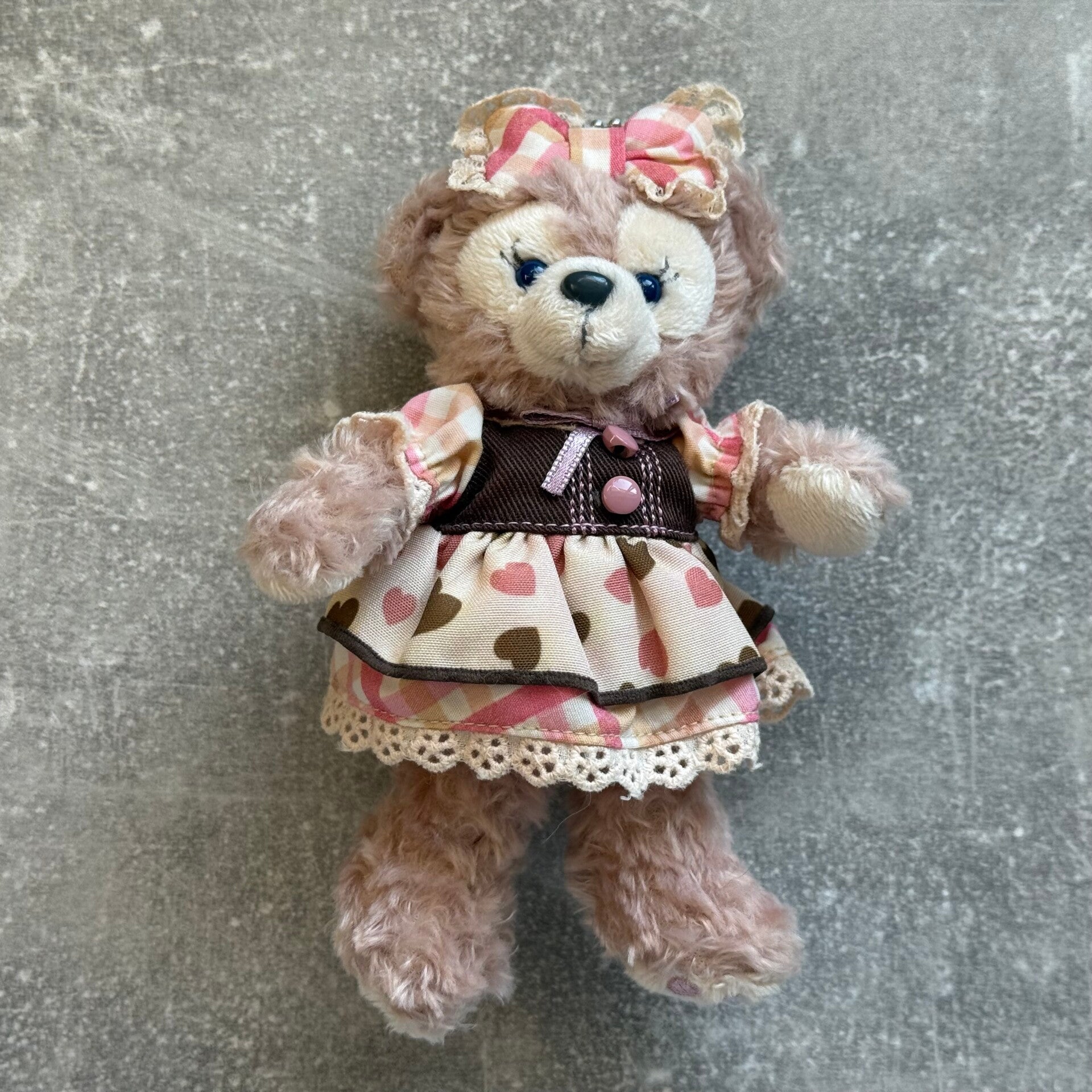 Tokyo DisneySea “Sweet Duffy 2014” ShellieMay Plush Badge | 14 cm | Japan Import