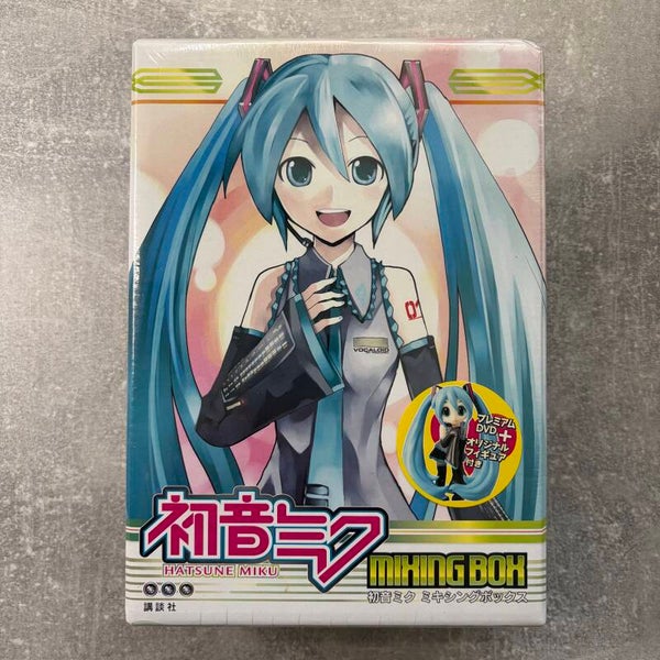 Hatsune Miku Mixing Box | DVD + Fan Book + Figure + Papercraft | Japan Import