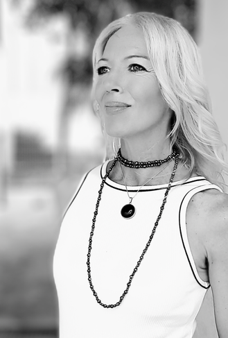 Nancy Zuijdendorp – Therapeut gespecialiseerd in codependentie, jeugdtrauma en narcistische dynamieken. Helpt cliënten loskomen uit toxische patronen en hun kracht herwinnen.