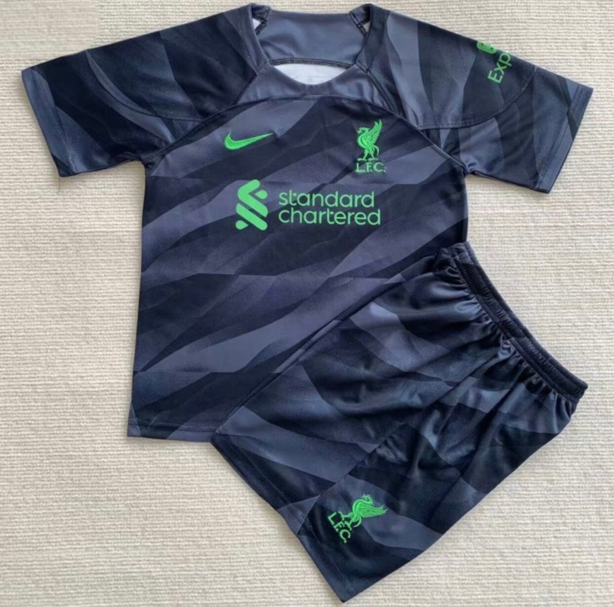 Liverpool black goalkeeper kit sales