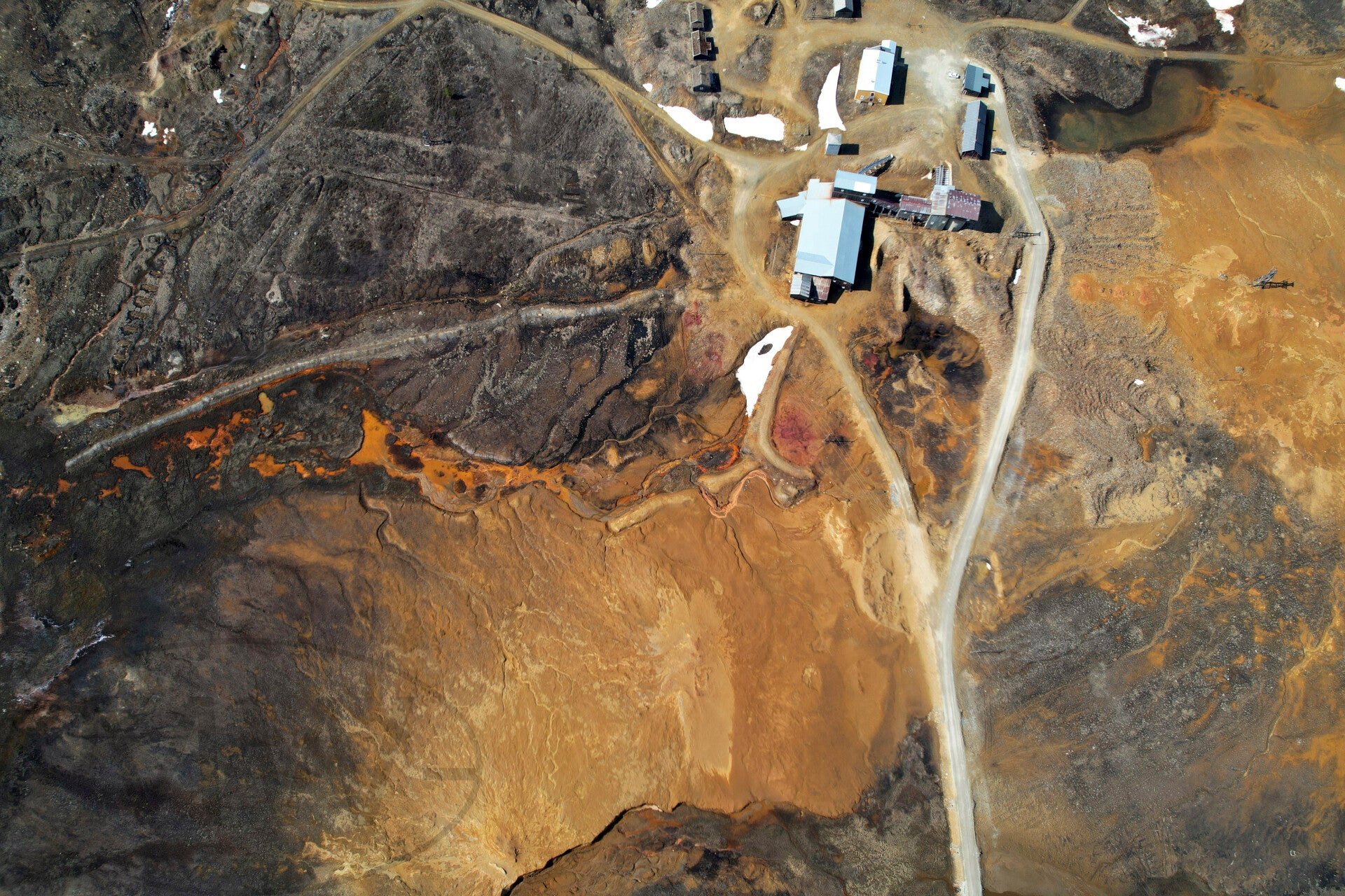 Verlassene Kupfermine bei Roeros - Norwegen (5472x3648 Pixel)