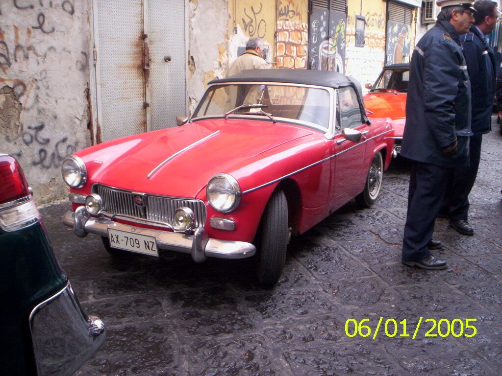 000_0114-standard.jpg