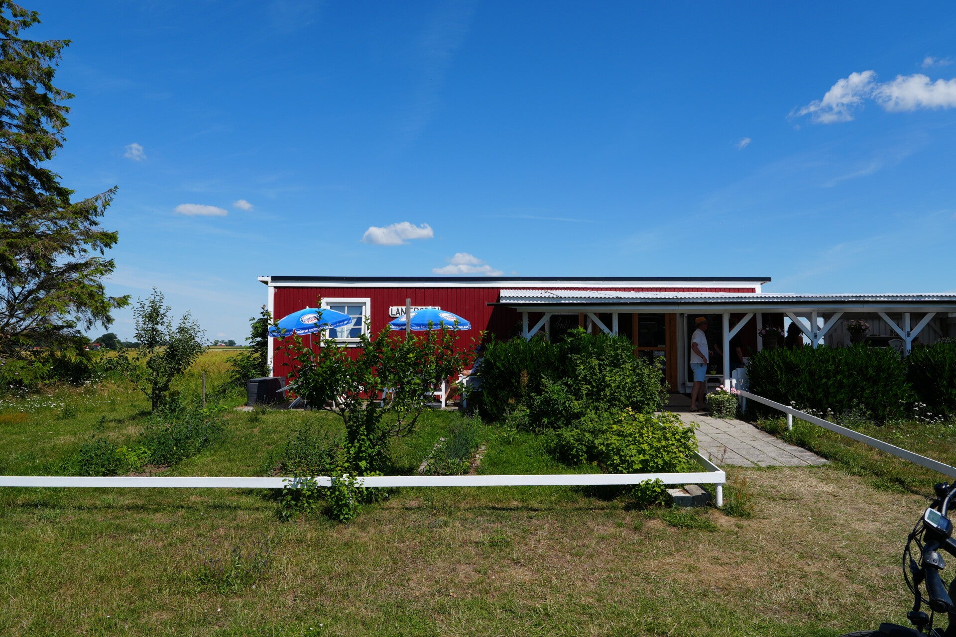dsc01371-standard-vhwhky.jpg