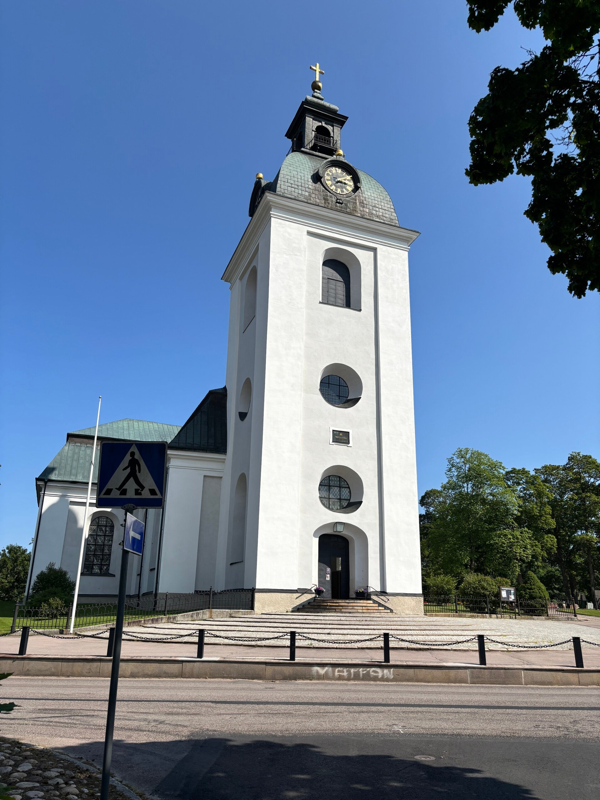 img_7576-standard-xfusgx.jpg
