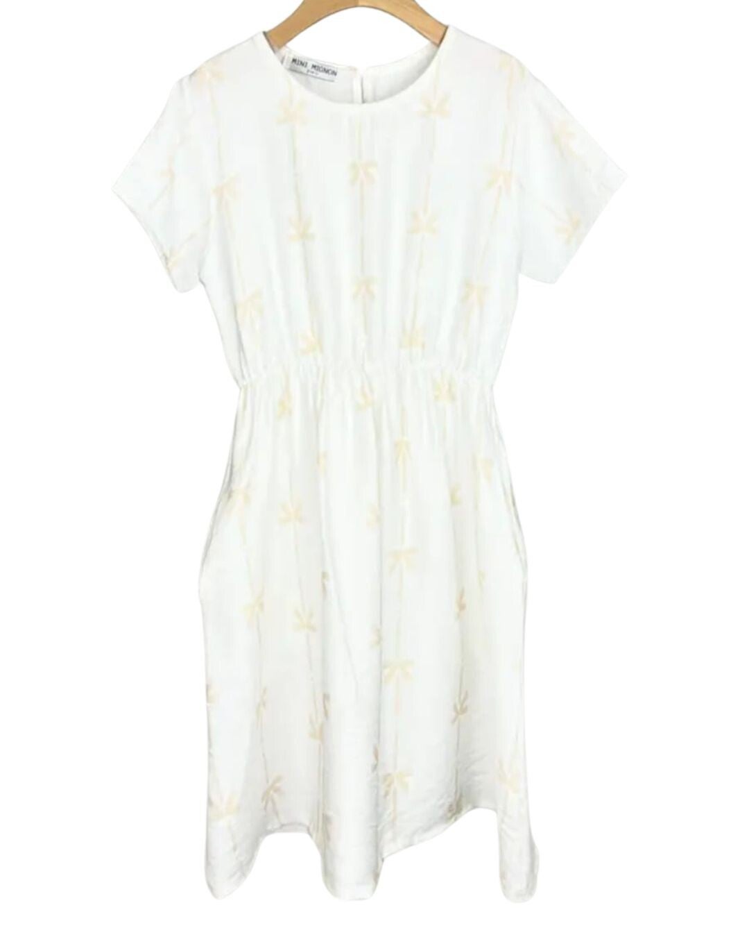 Strikjesjurk beige/wit