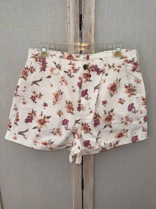 American Eagle Floral Mom Short Size 10