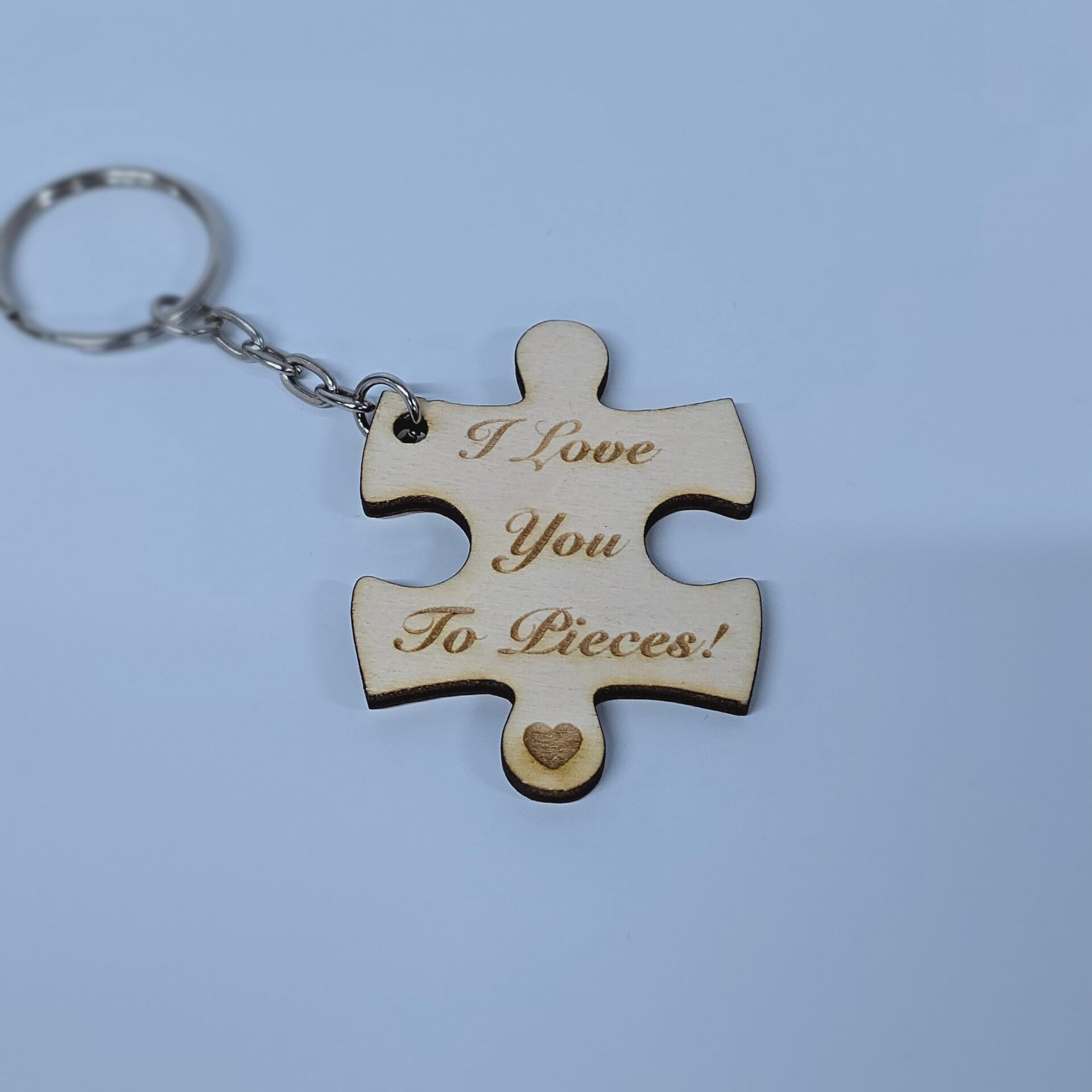 Wooden Jigsaw Puzzle Piece Keyring - "I Love You to Pieces" – Cute Gift for Loved Ones