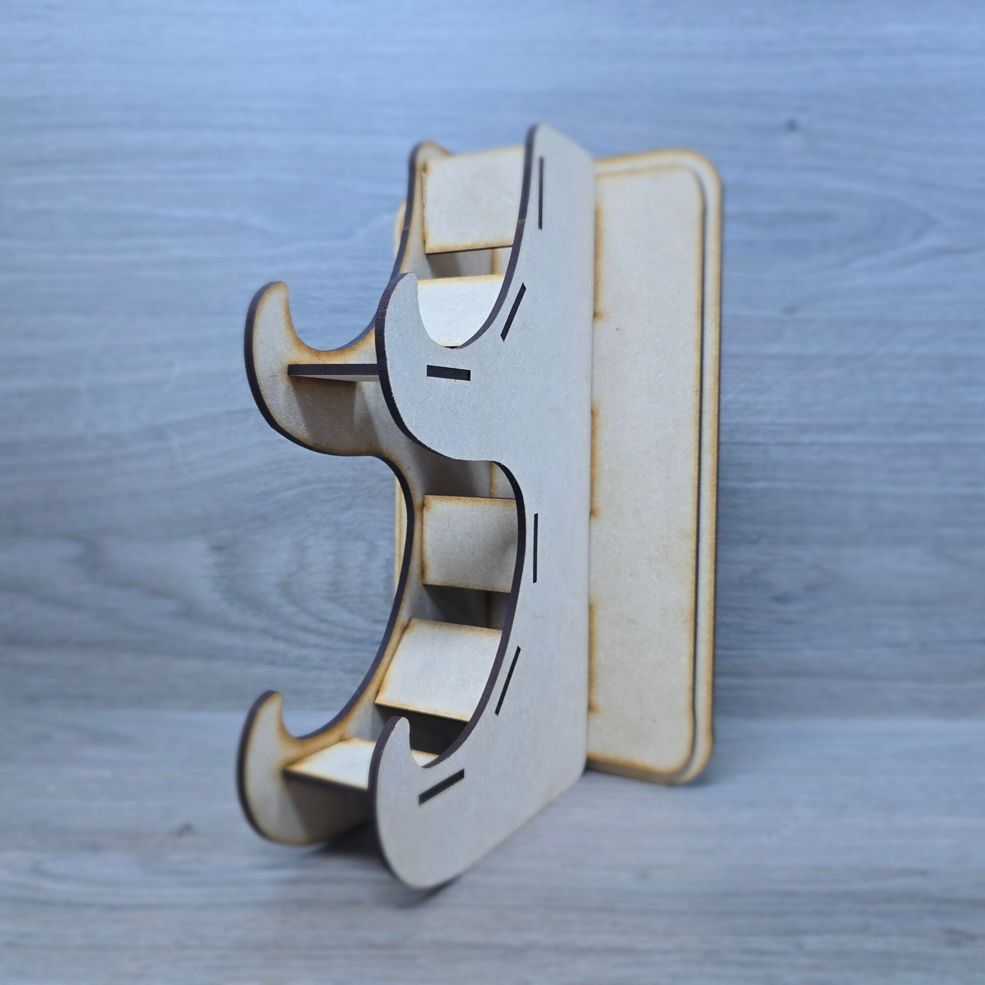 Wooden Gaming Controller Stand & Headset Holder | Laser Cut Xbox/PS5 Controller Display Stand | Gamer Desk Organiser | Gaming Gift for Him or Her