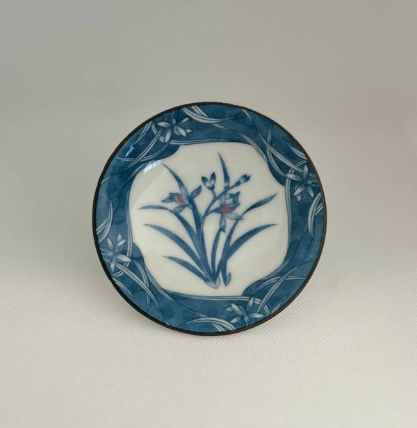 ** Plate