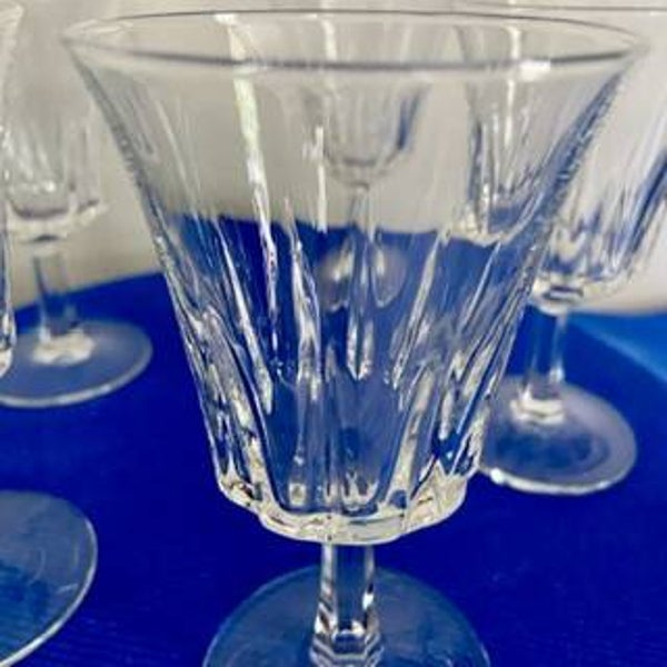 5 French Glasses
