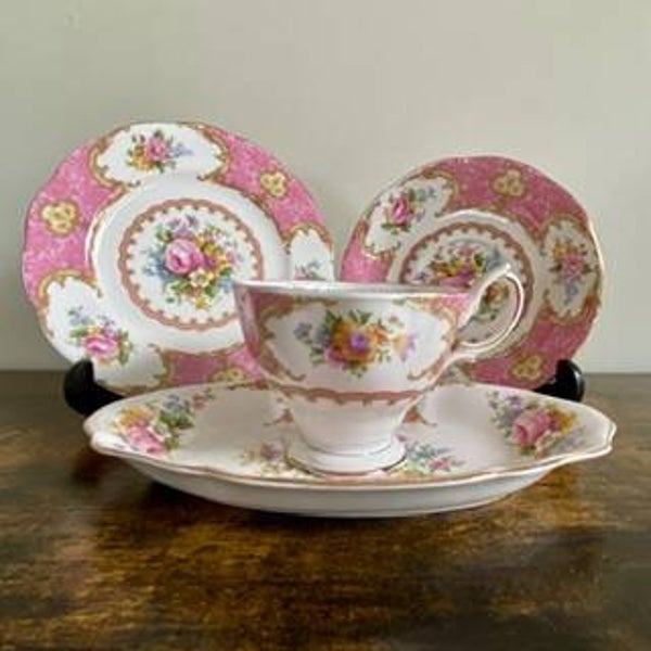 Pink tea set trio with long plate