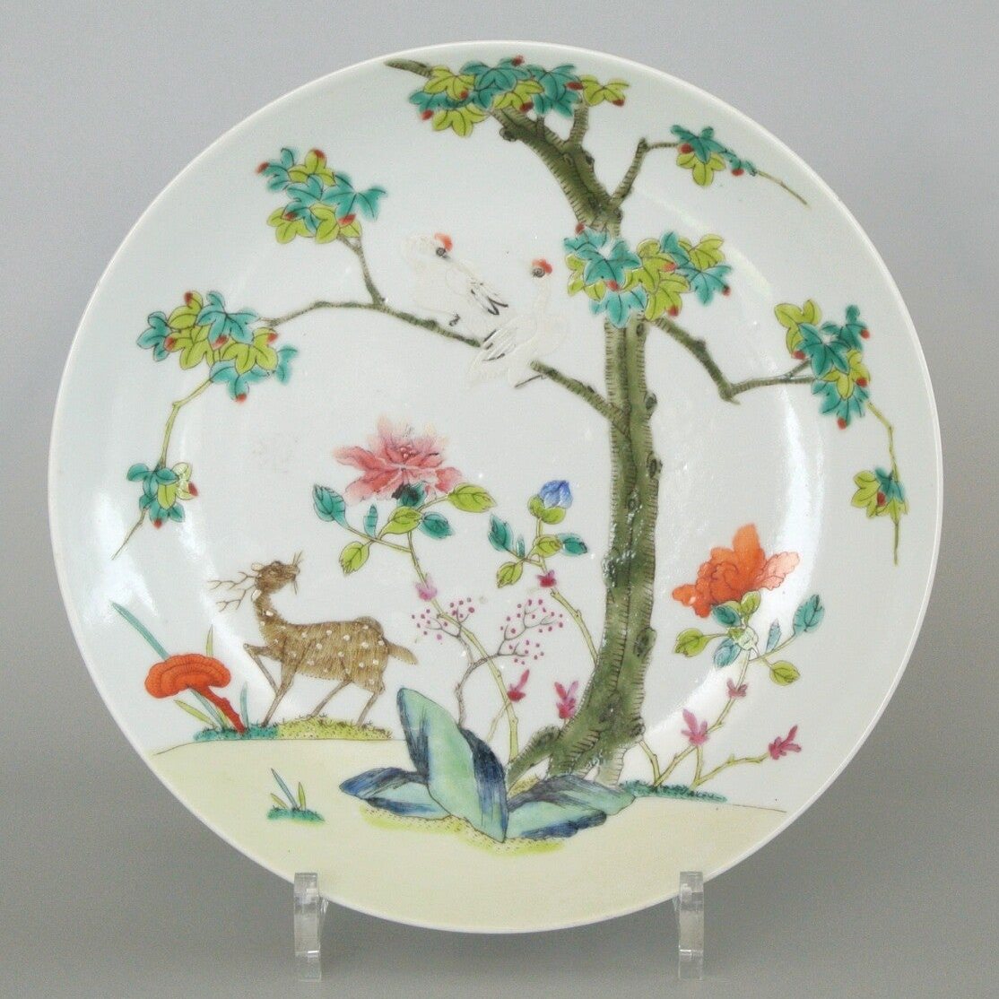 Famille Verte bord met hert, kraanvogels en lingzhi - Daoguang | Famille verte plate - deer, cranes and lingzhi mushroom - Daoguang