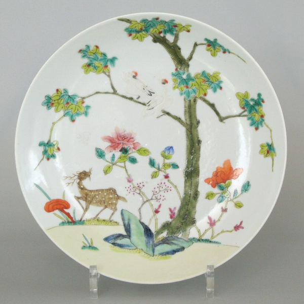 Famille Verte bord met hert, kraanvogels en lingzhi - Daoguang | Famille verte plate - deer, cranes and lingzhi mushroom - Daoguang