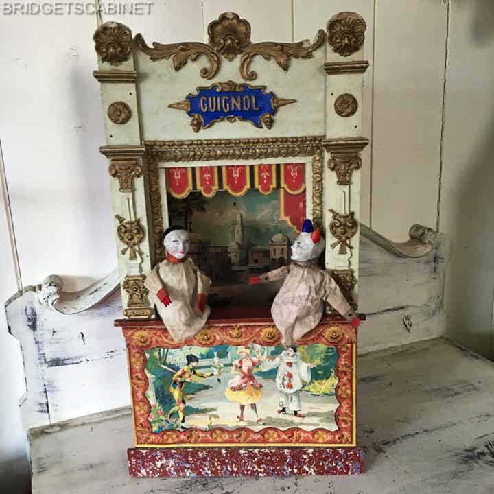 Guignol Puppet Theater 2 Puppets