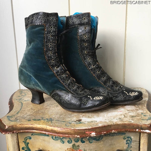 1850s French Velvet Shoes