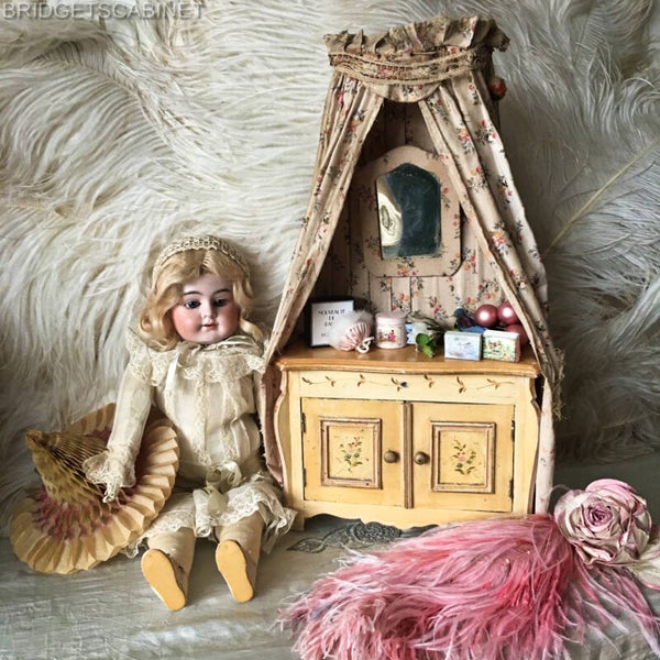 Antique Vanity Dressing Doll Table