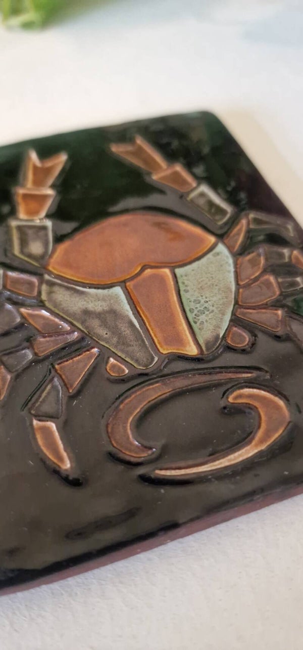 Vintage keramieken wandtegel - Schorpioen (Sterrenbeeld)