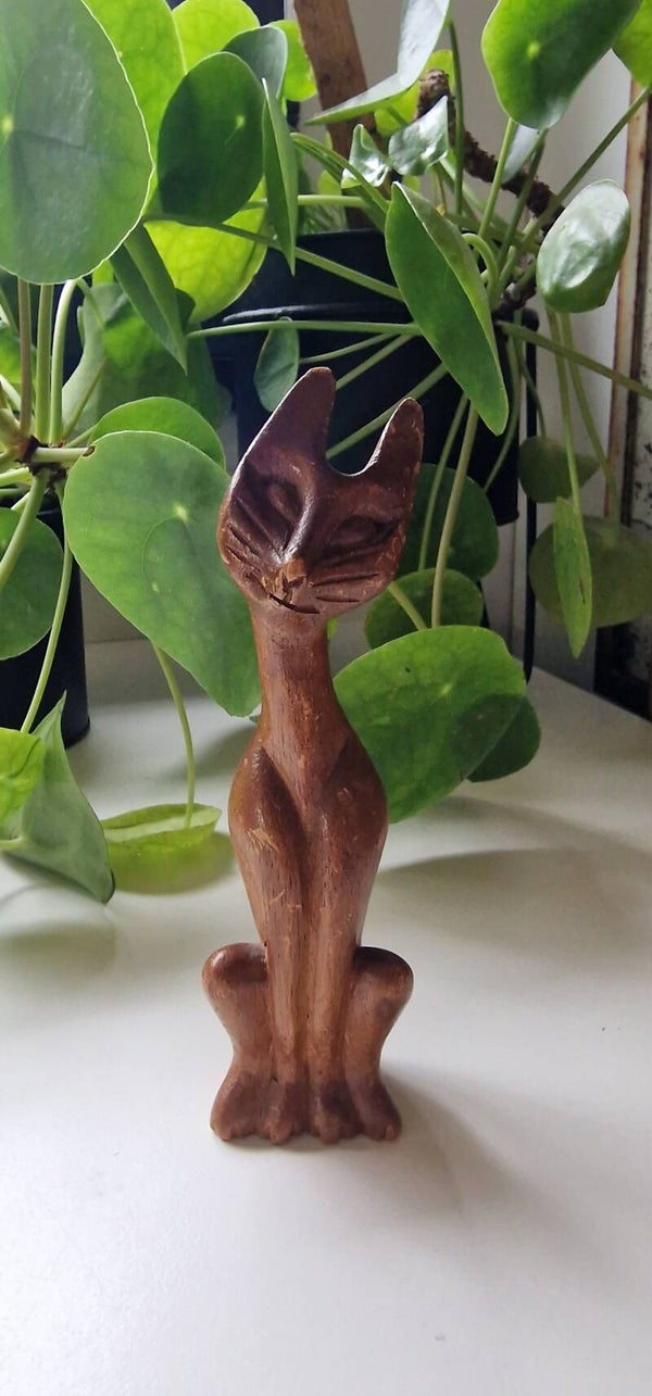 Statig houten beeldje - Atomic Cat