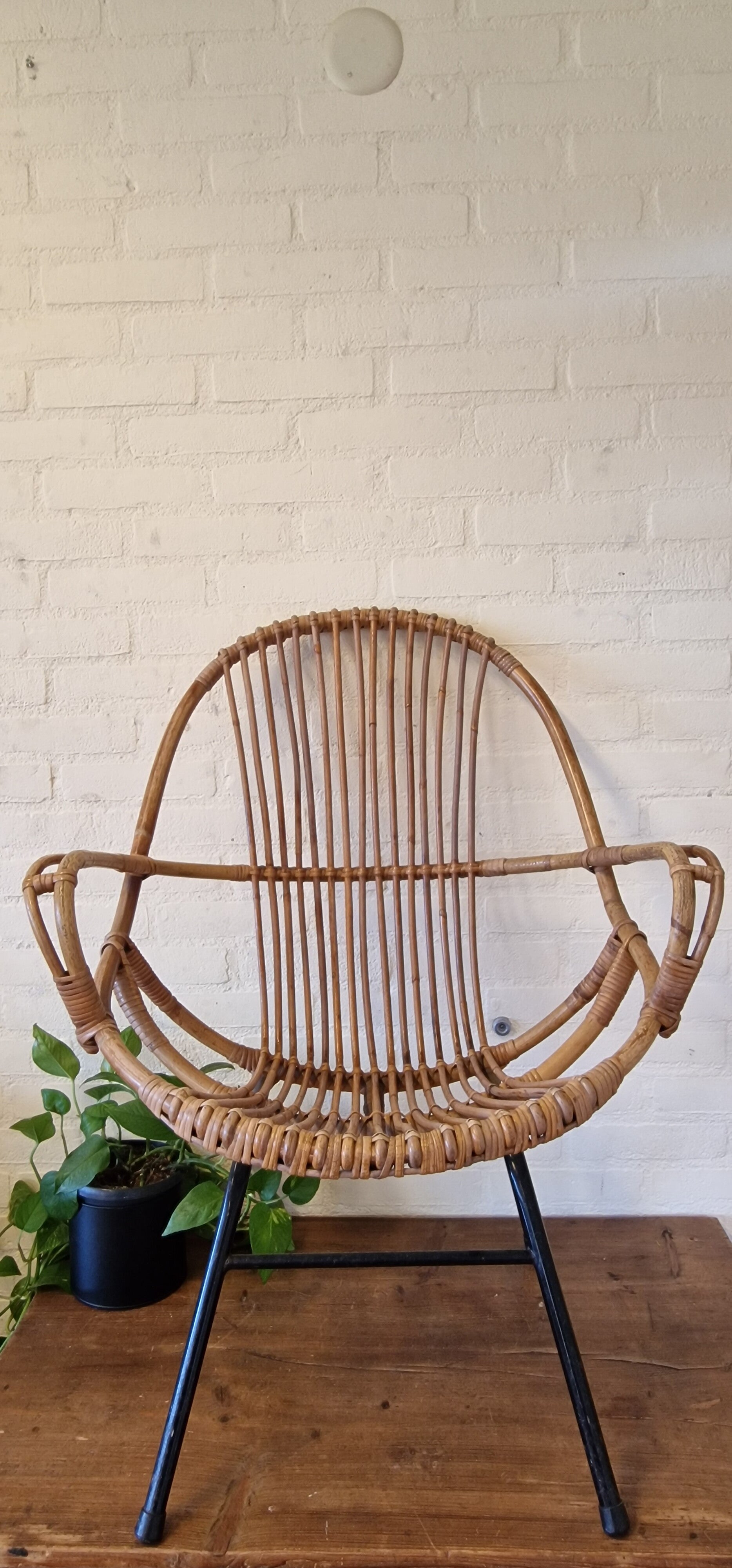 Vintage Rohe stoel met armleuning