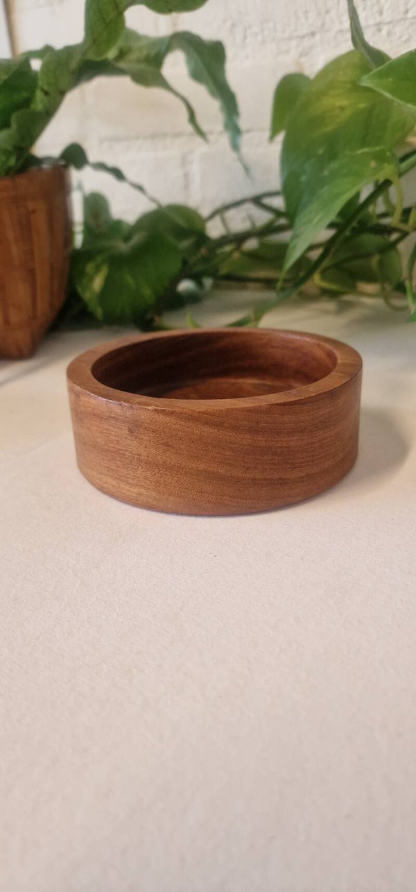 Houten rond bakje / schaaltje