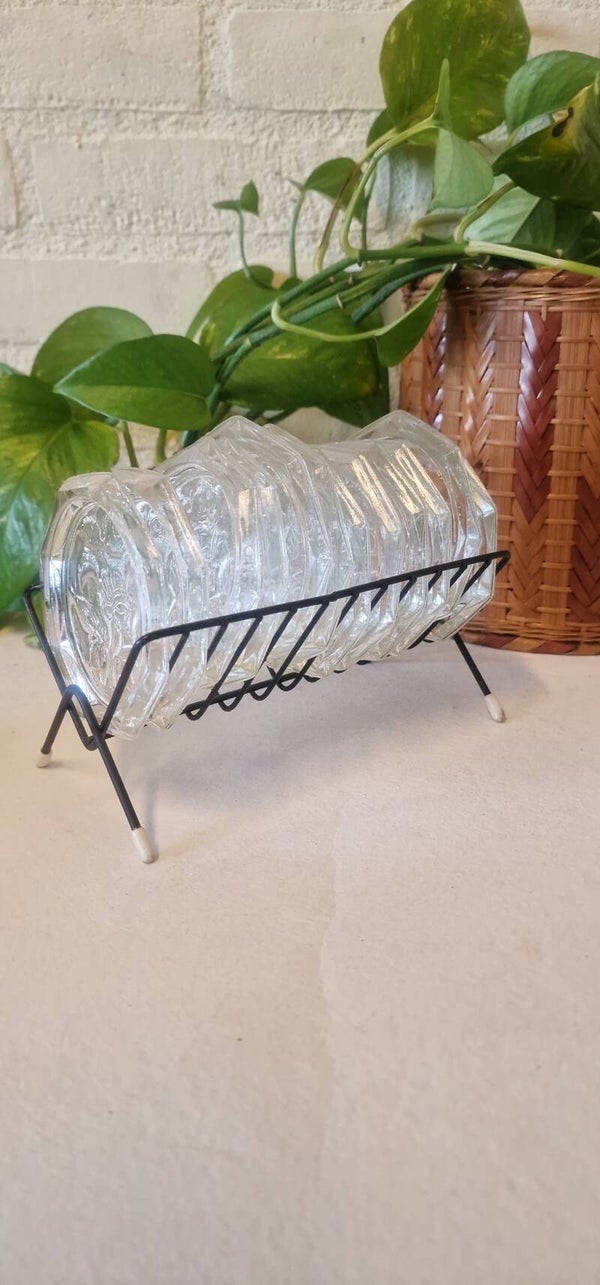 Vintage glazen onderzetters in houder