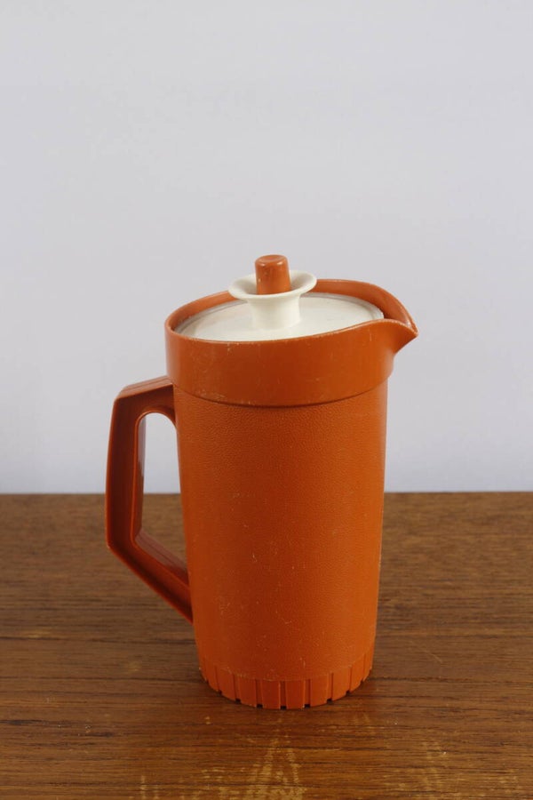 Vintage schenkkan van Tupperware