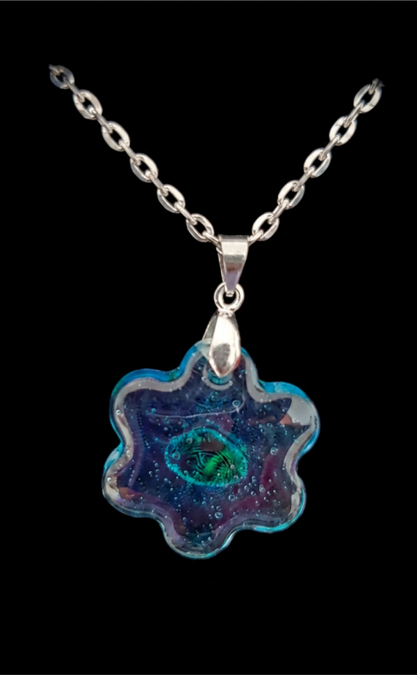 Resin pendant