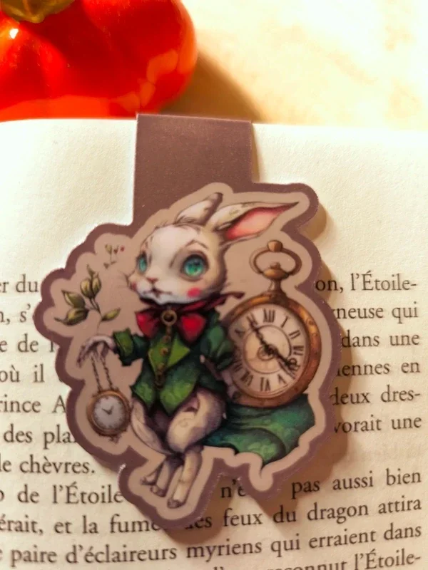 Marque-Page Magnétique Alice "Le Lapin Fou"