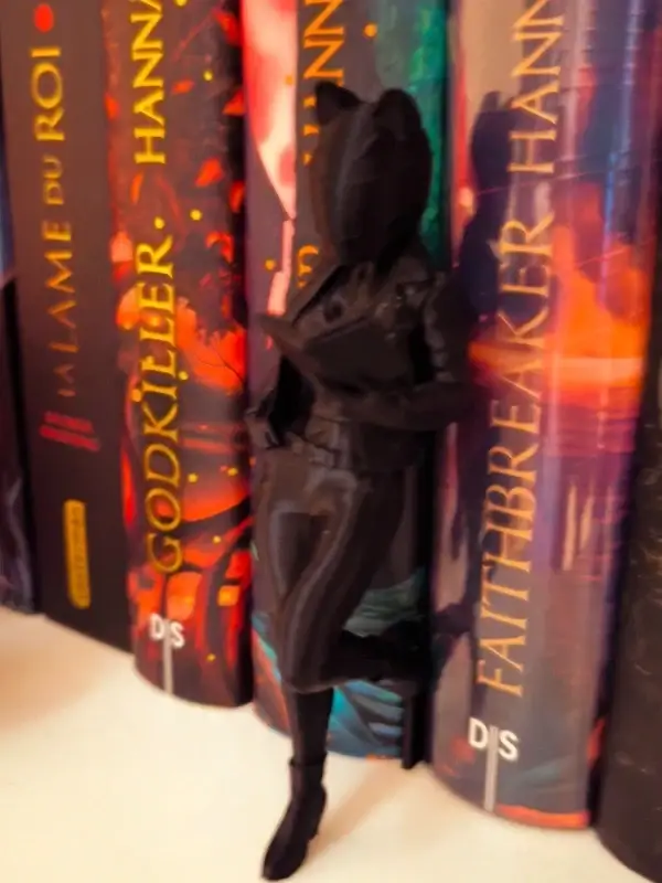 Figurine 3D Biker Babe Reader