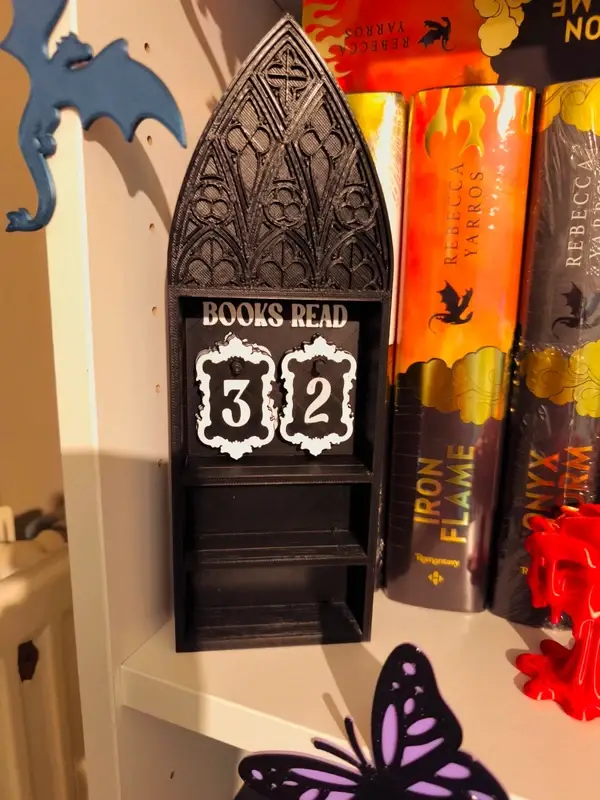 Book Tracker Gothic