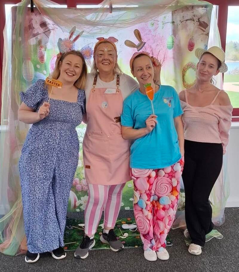 Jey, Cheryl, Claire &amp; Lucy