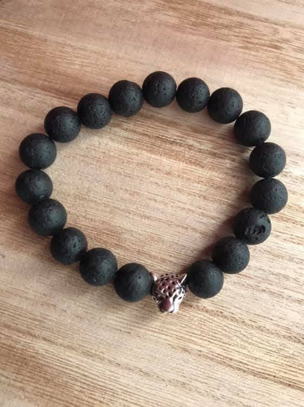 armband met jachtluipaard bedel