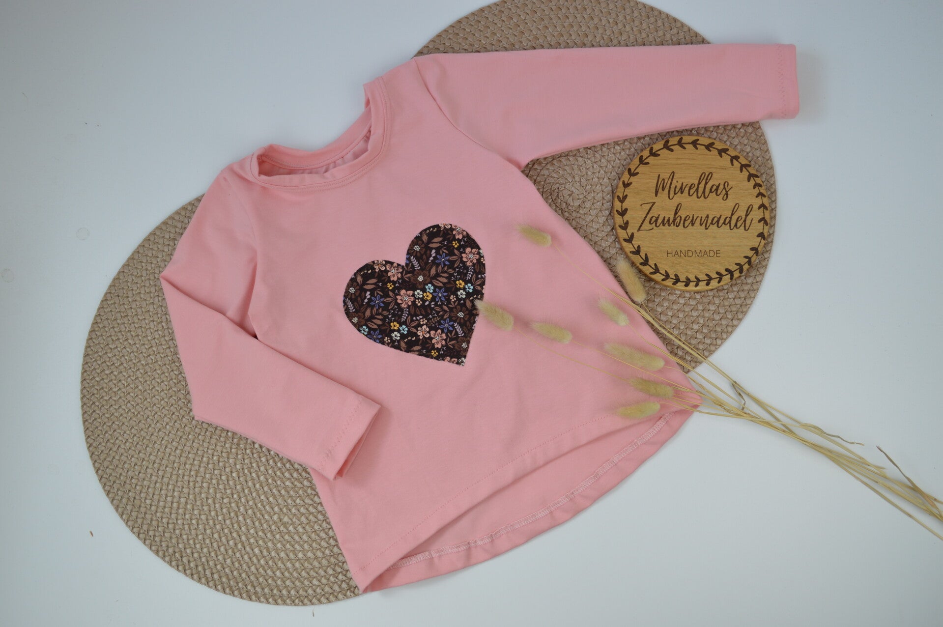 Langarmshirt mit Herz - Wunschdesign