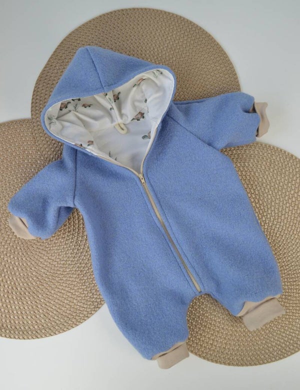 Walkoverall in babyblau mit Schildkrötenfamilie Gr. 50/56
