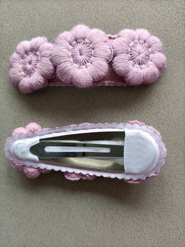 2 schattige madeliefjes haarclip