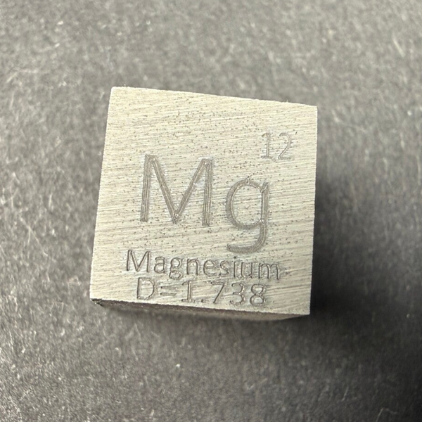 Elementwürfel Magnesium 1 x 1 x 1 cm
