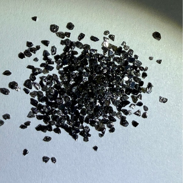 Schwarze Diamanten, 1 ct