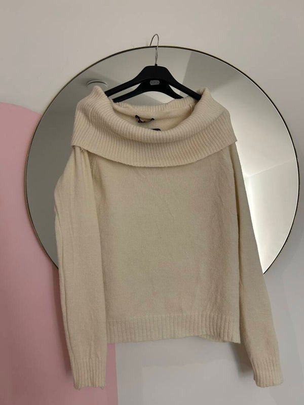 Off shoulder blouse - beige