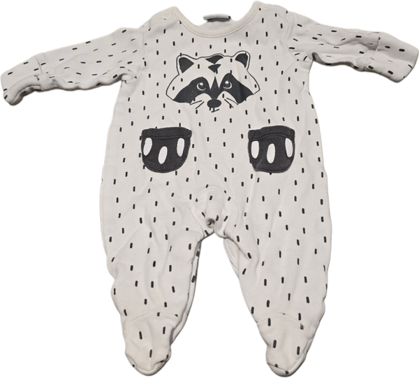 Babystrampler Waschbär weiss 50