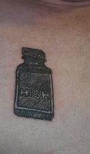 1000004263-standard.jpg