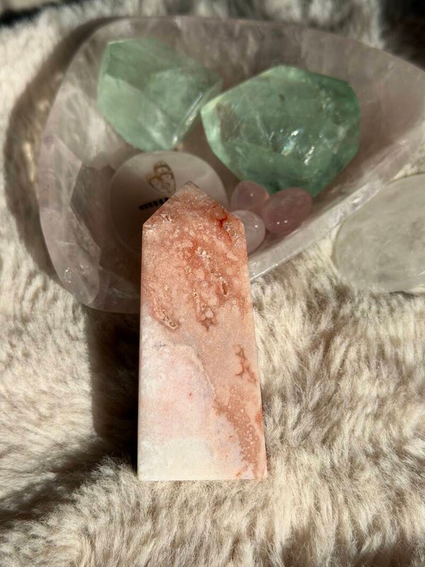Roze chalcedoon toren nr. 1