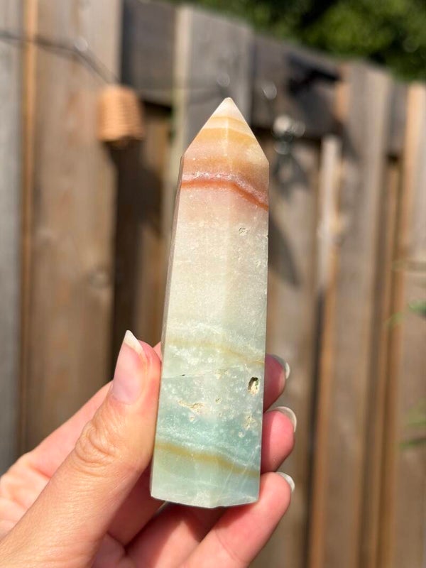 Blue carribean calcite toren nr. 1