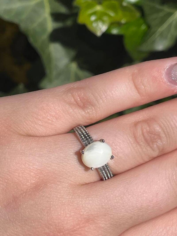 Schelp ring zilverkleurig