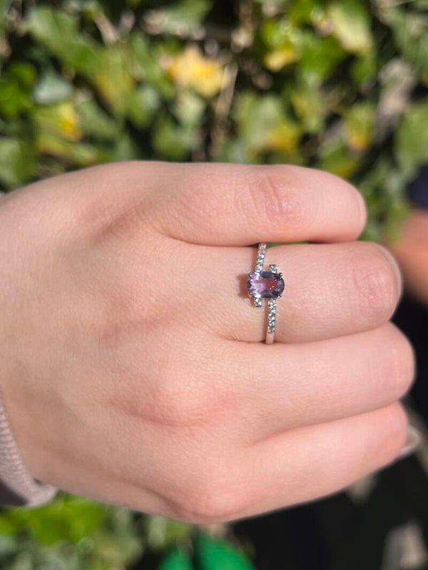 Amethist ring zilverkleurig