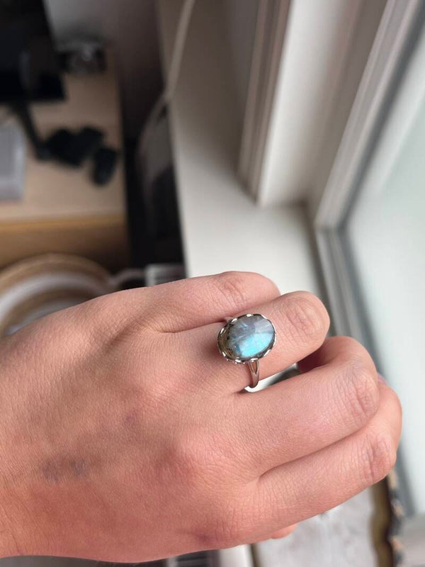 Labradoriet ring zilverkleurig